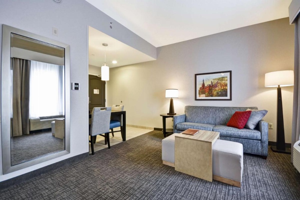 Room image 5