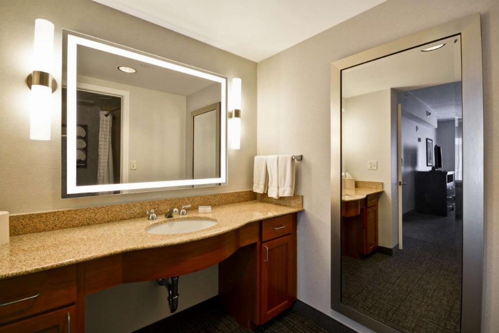 Room image 5