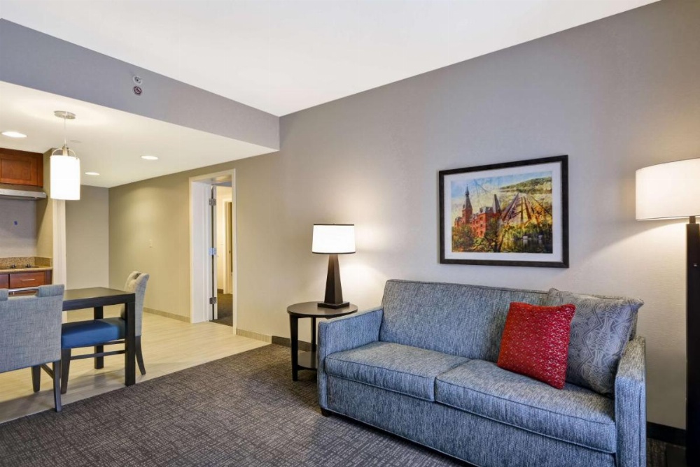 Room image 4