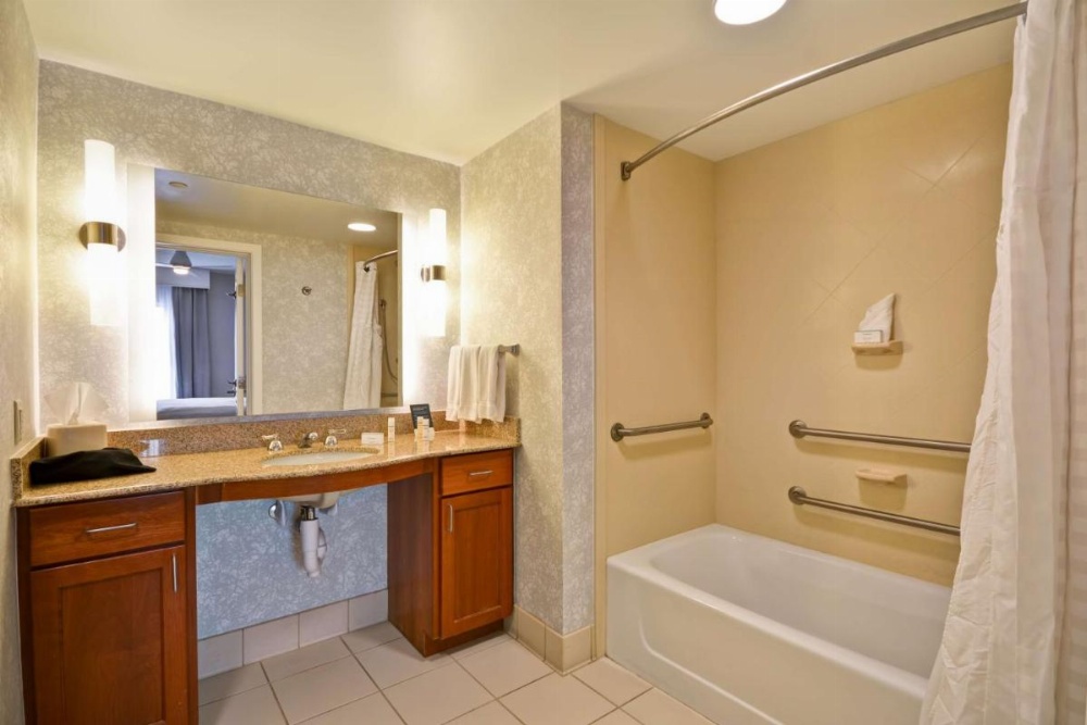 Room image 5